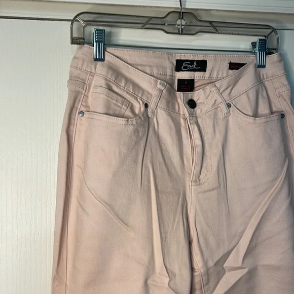 Earl jeans light pink color - Picture 2 of 3